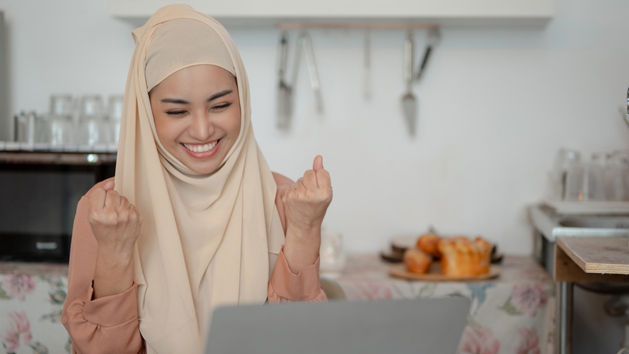 সুখবর পেলে যে দোয়া পড়বেন